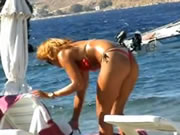 希臘海滩偷窺泳裝洋妞